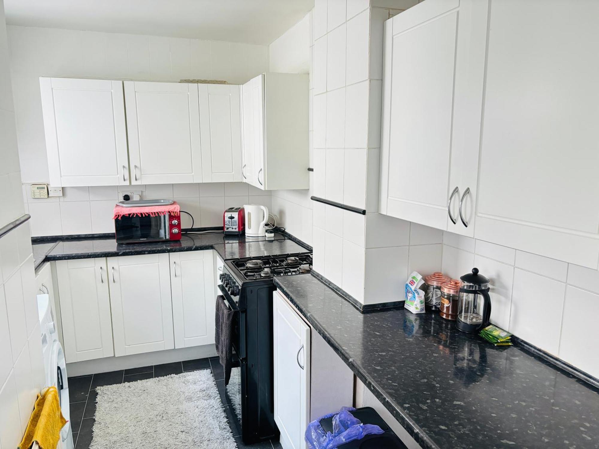 Entire 3 Bedroom House- Free Parking ลิเวอร์พูล ภายนอก รูปภาพ